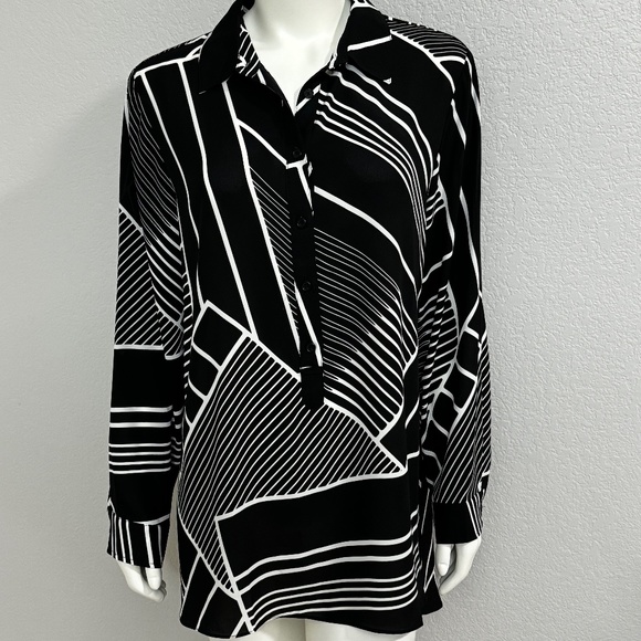 Chico's Tops - Chico’s Black & White Geometric Print Top